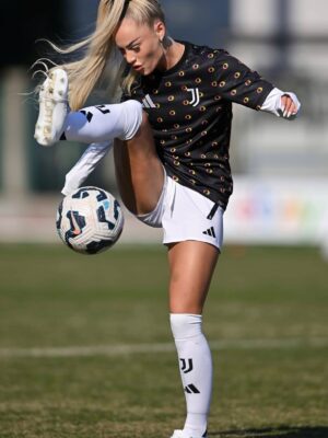 Alisha Lehmann hot football babe