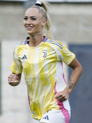 Alisha Lehmann soccer babe