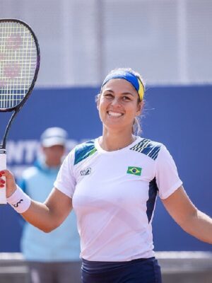 Carolina Alves tennis girl