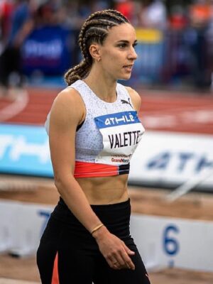Laura Valette athletics girl