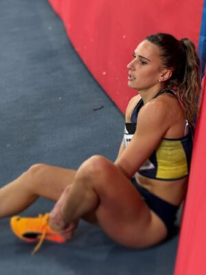 Laura Valette hot athlete babe