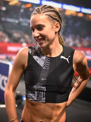 Laura Valette track and field athlete